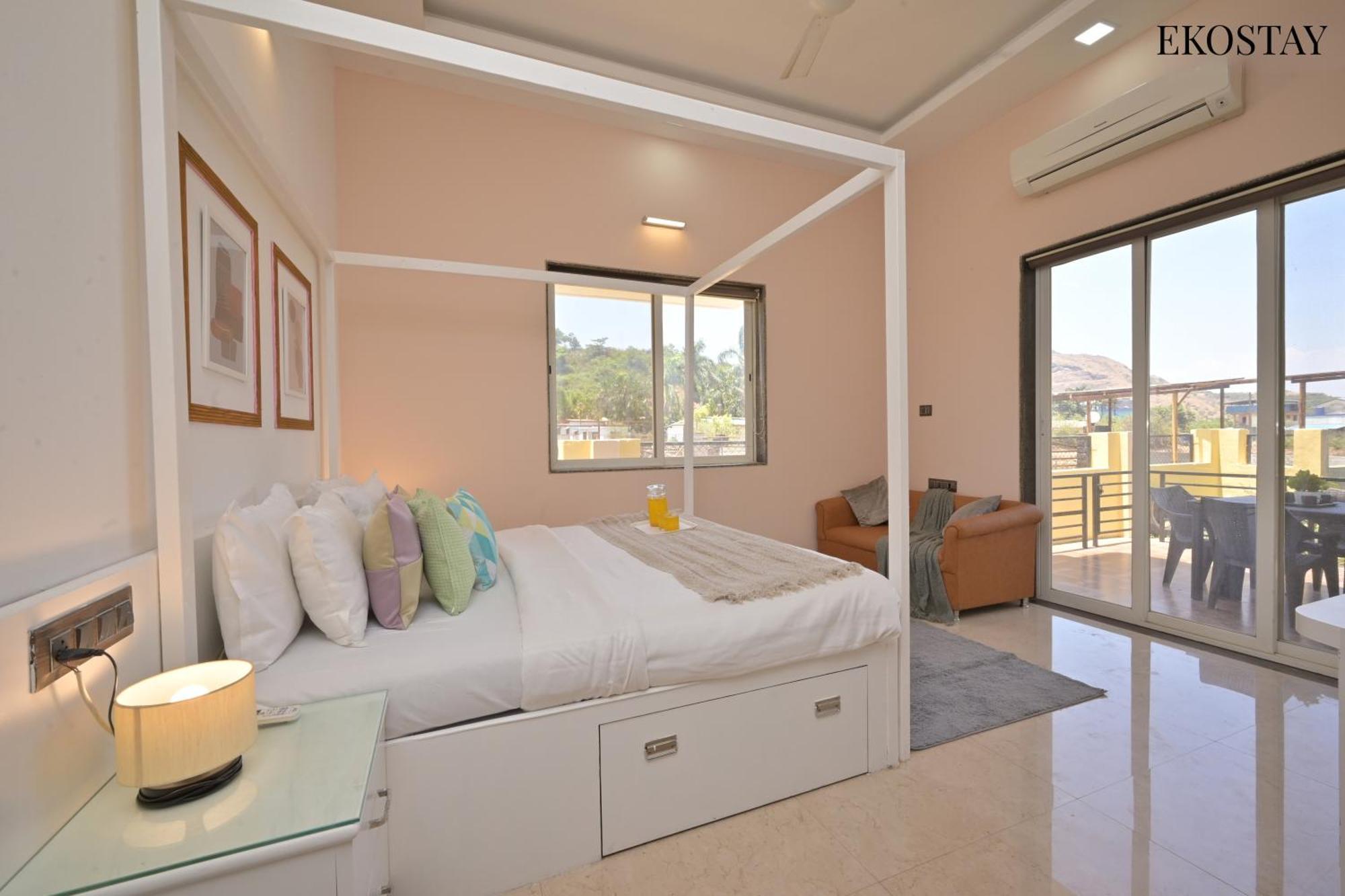 Eko Stay - Octagon Farms Villa لونافالا المظهر الخارجي الصورة
